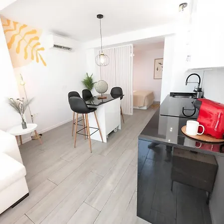 Bajondillo Loft Frente Al Mar Appartamento